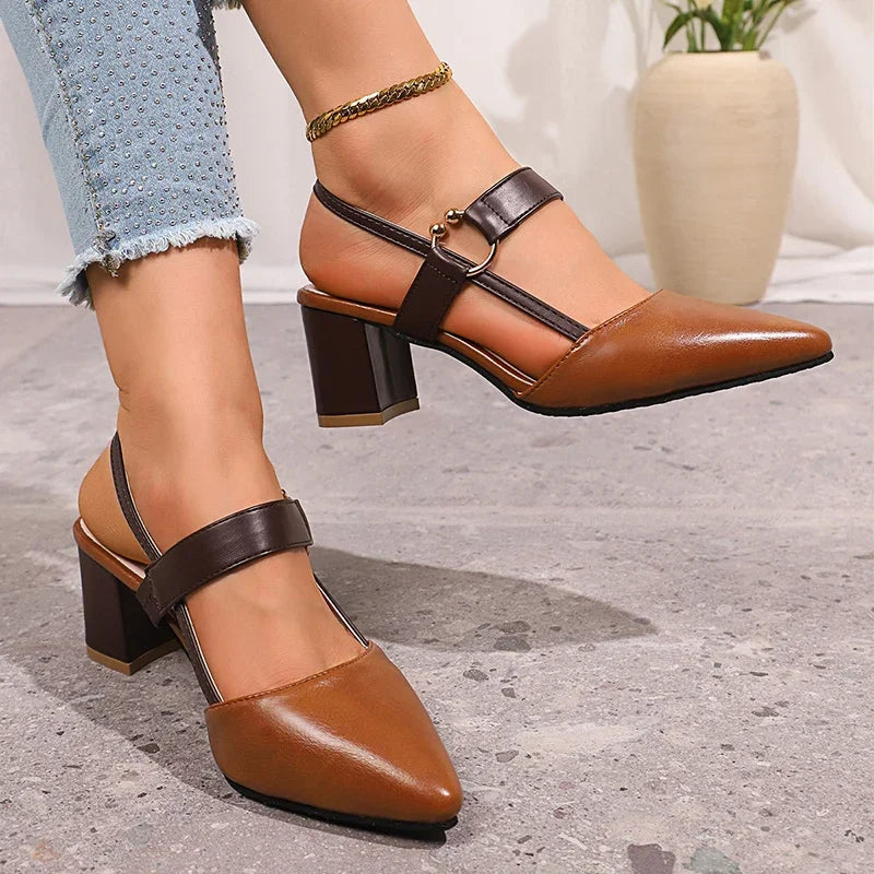 Dames Pumps met Ringdetail Elegante Pasvorm