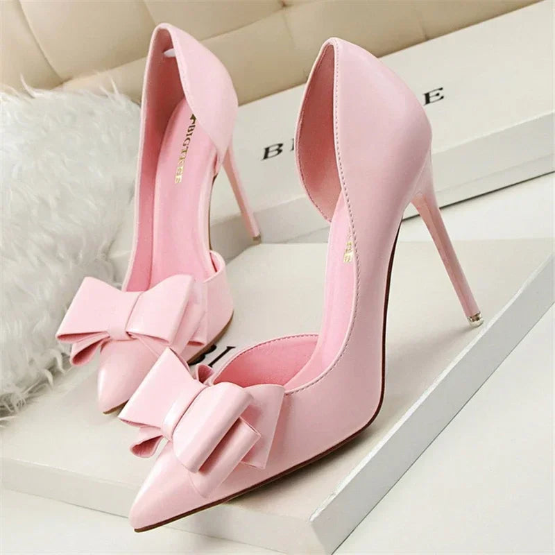 Elegante Pumps met Strik Detail en Puntige Neus - Mode Vibes