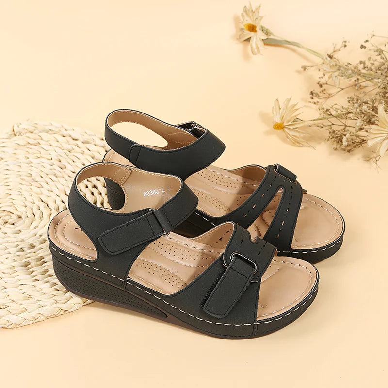 ChiqueZon Casual Sandalen