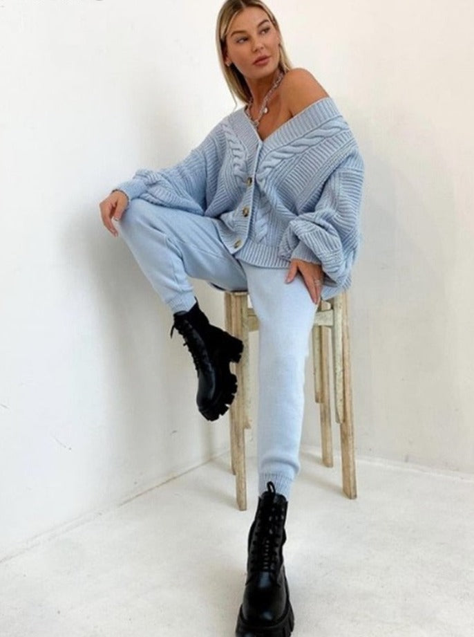 Warme Gebreide Set: Vest en Broek voor Vrouw