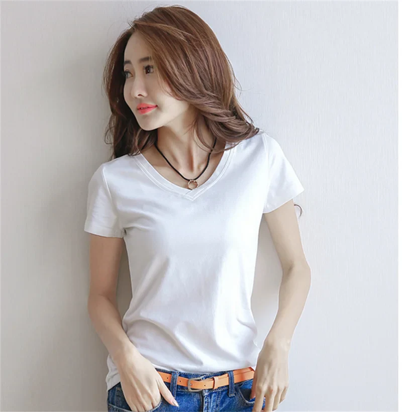 LunaBliss Zomerse V-hals T-shirt