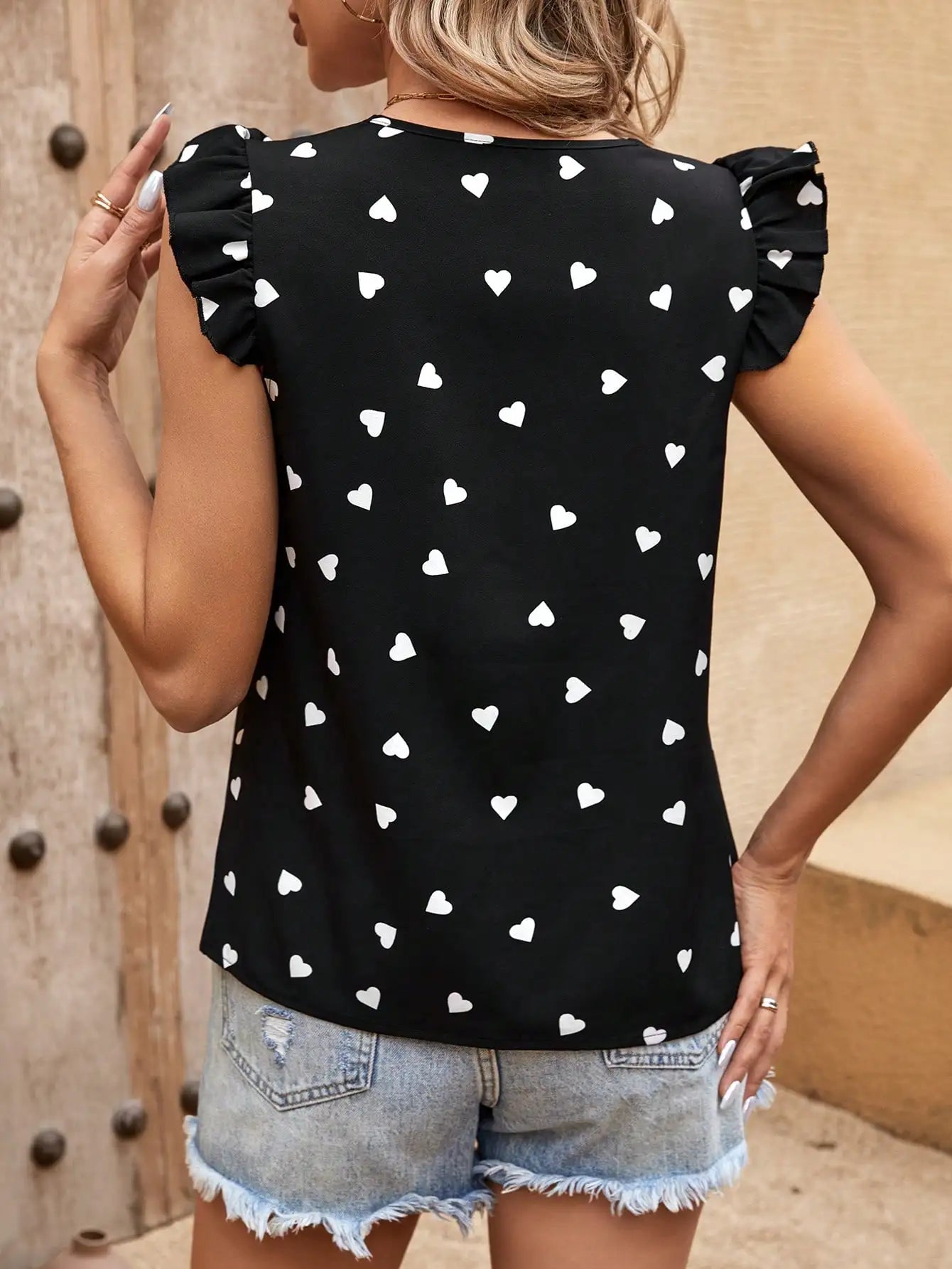 Vrouwelijke Blouse met Geborduurd Hart