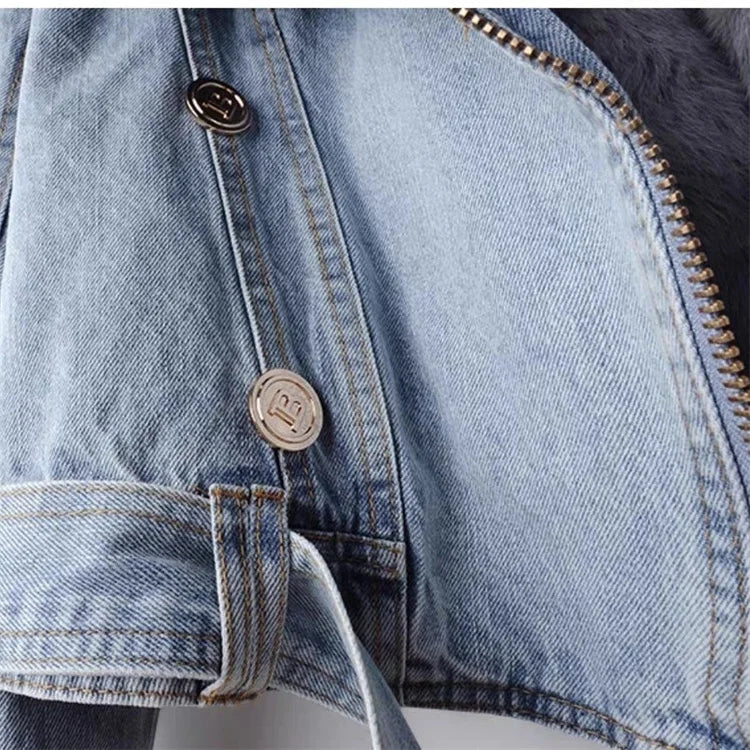 Diana | Giacca in denim con collo in pelliccia sintetica