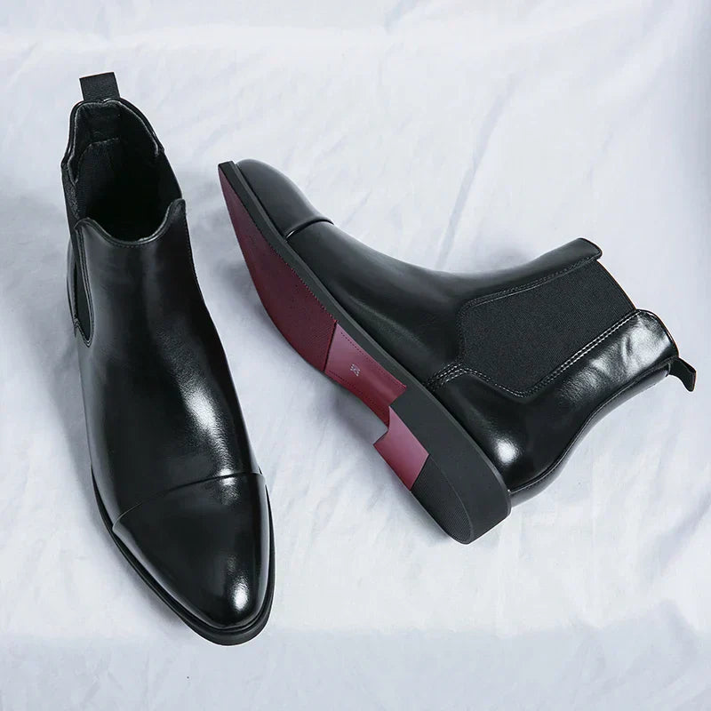 Chelsea Boots Glanzend Rood Zool Laag Stevig