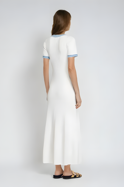 Midi-jurk met Knoopdetails en Elegant Design