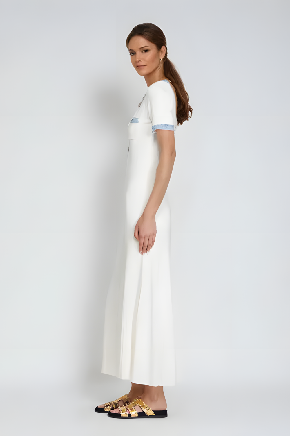Midi-jurk met Knoopdetails en Elegant Design