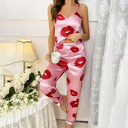 Celeste Satijnen Lippenprint Pyjamaset