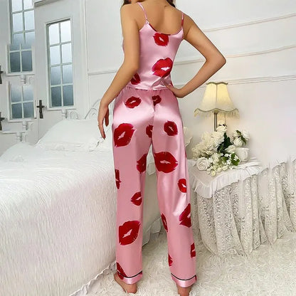 Celeste Satijnen Lippenprint Pyjamaset