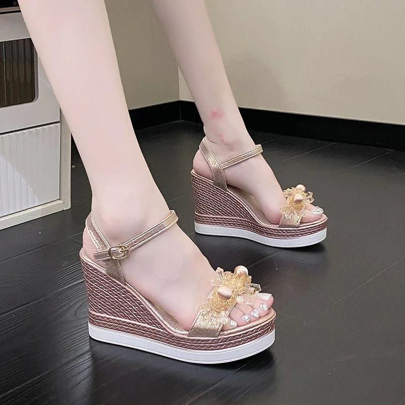 Blikvanger glitter sleehak sandalen