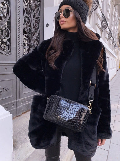 Warme Faux Fur Jas voor Vrouw Wintercollectie