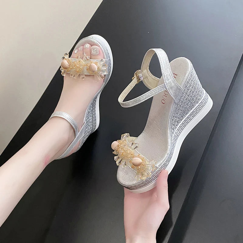 Blikvanger glitter sleehak sandalen