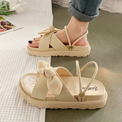 Aurora Chic Platform Sandalen