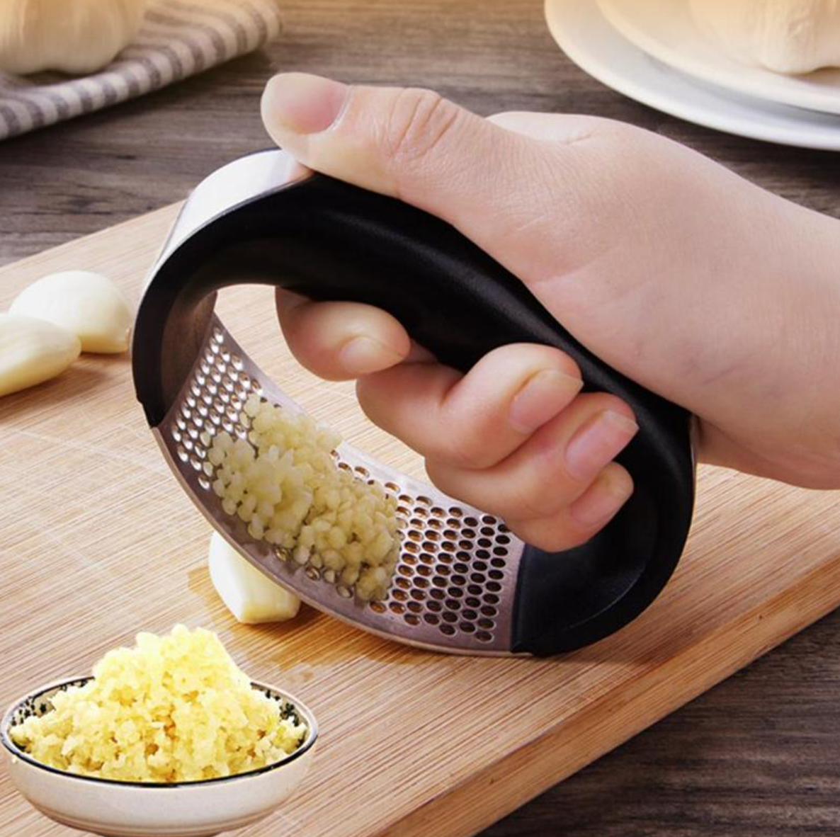 Roestvrijstalen Knoflookpers Gebogen Praktisch voor Keuken - Mode Vibes