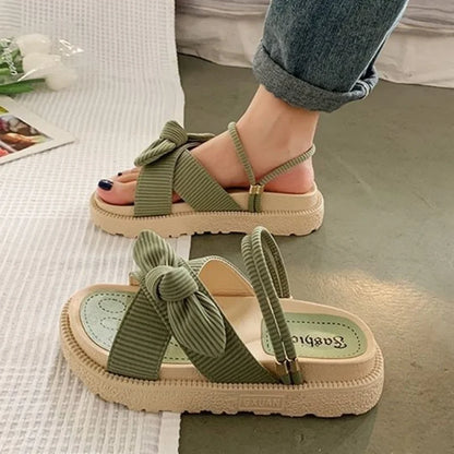 Aurora Chic Platform Sandalen
