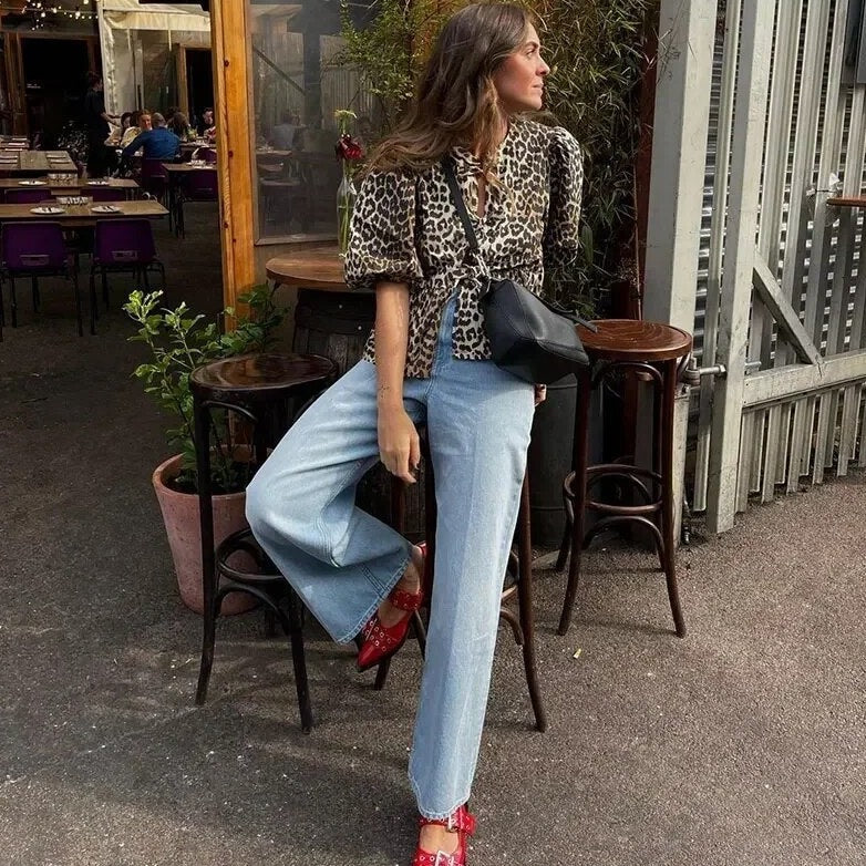 Vrouwelijke Top met Luipaardprint - Mode Vibes