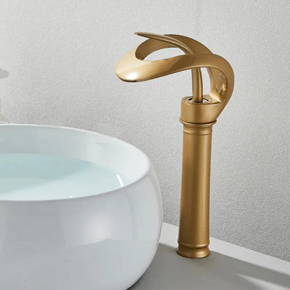 Wastafelkraan Messing met Watervaluitloop Modern Design