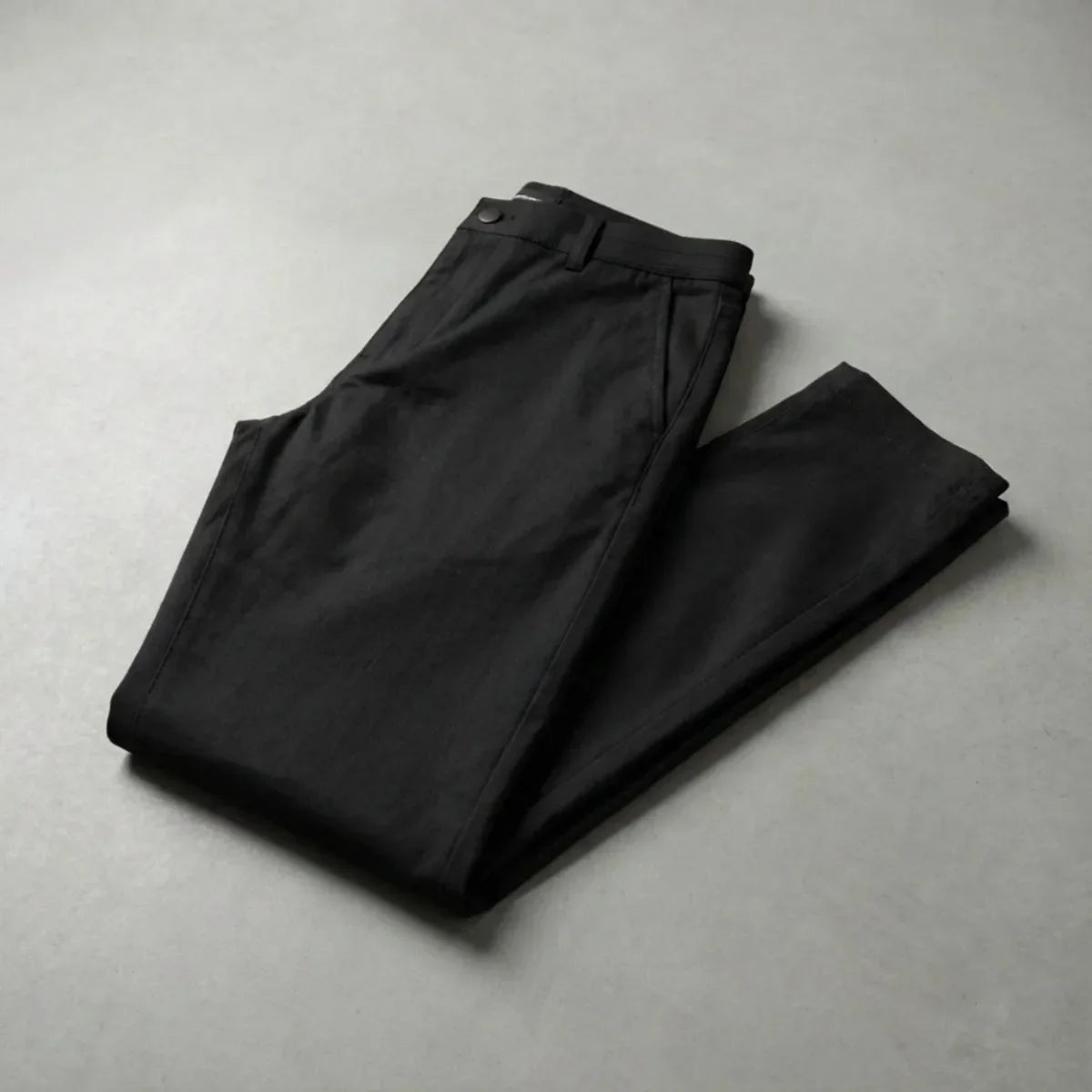 Slim fit chino met steekzakken