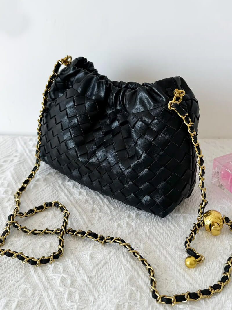 Dameshandtas Met Gouden Ketting Luxe Design