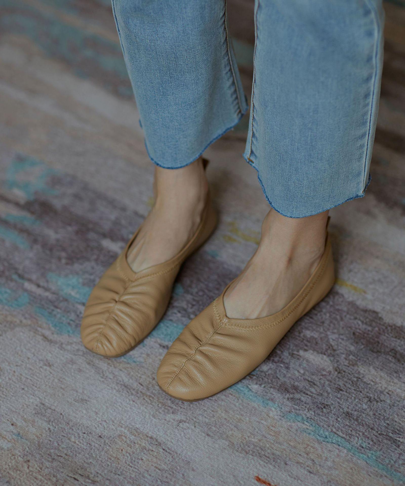 Stylish Khaki Pointed Toe Flats Shoes - SooLinen