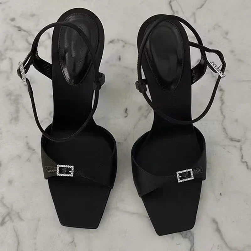 LunarGlam Hoge Hakken Sandalen