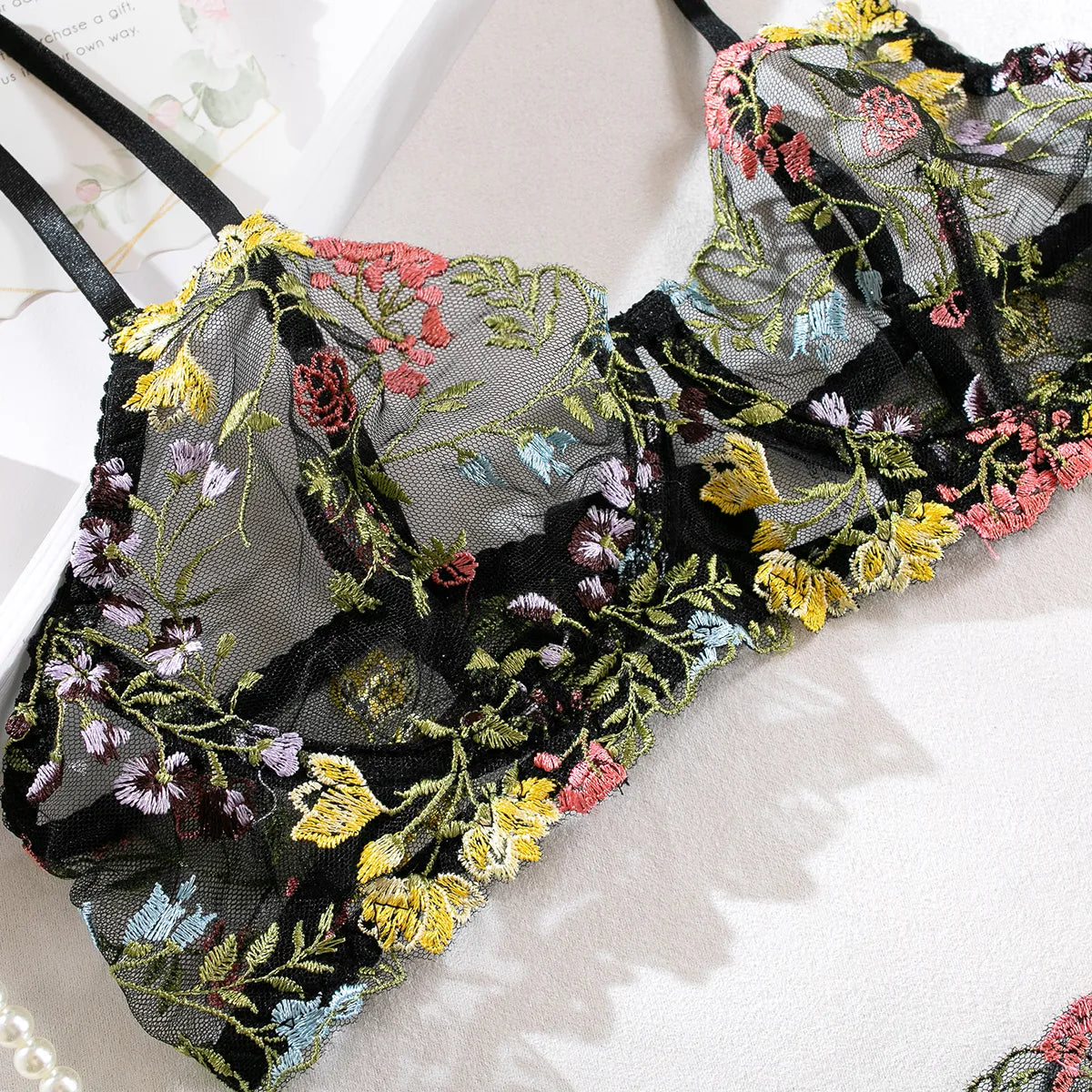 Kantige Lingerie Set Tweedelig met Borduurwerk
