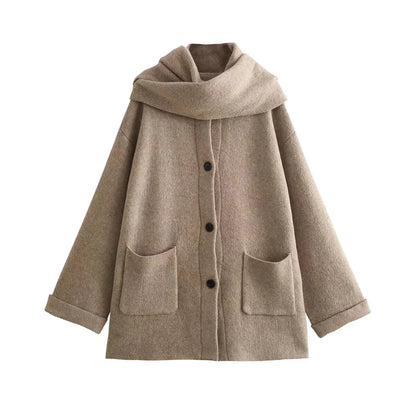 Dania | Cappotto in maglia con sciarpa