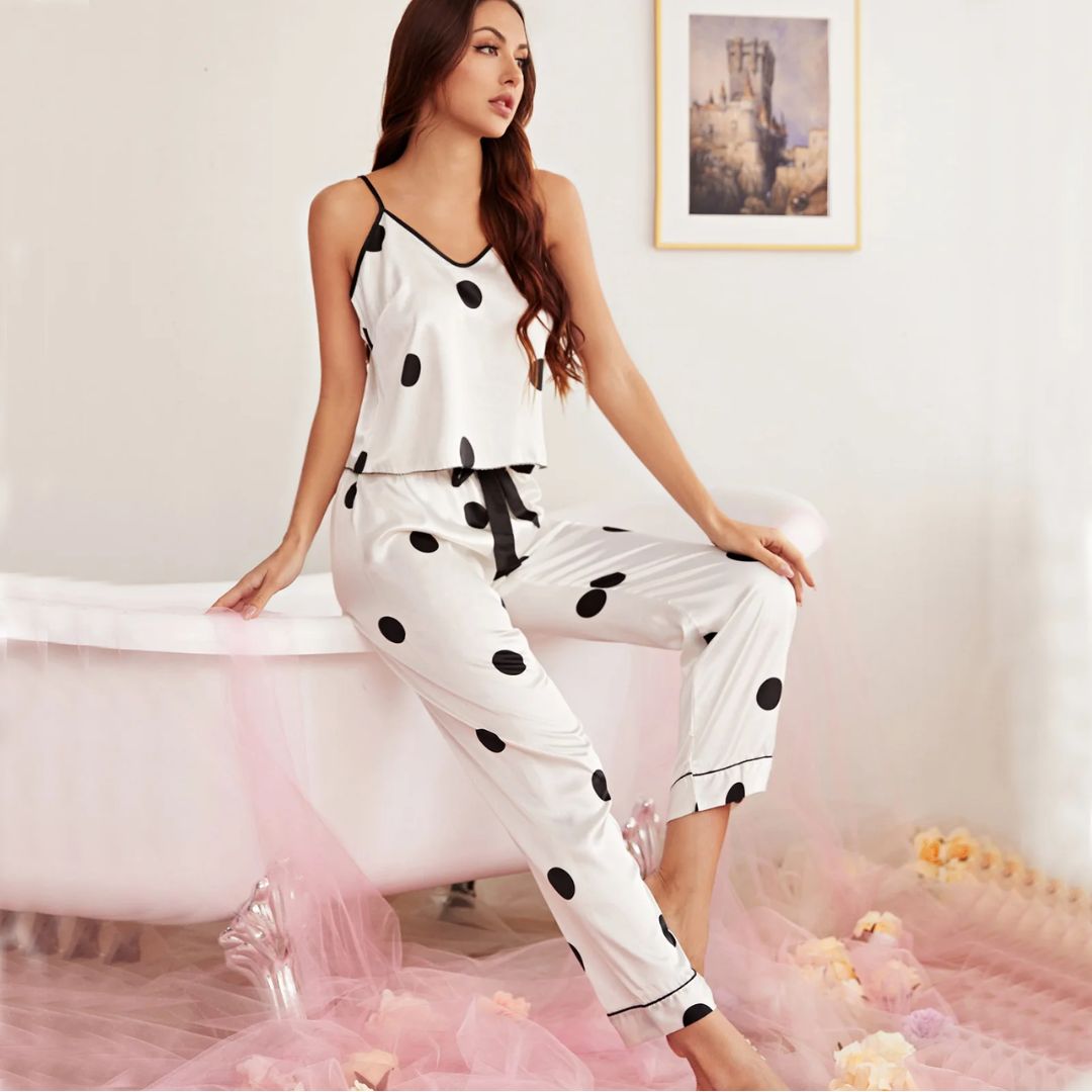 Zachte Satijnen Pyjama Vrouw Comfortabel Slapen - Mode Vibes