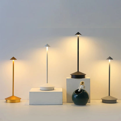 Stijlvolle LED Tafellamp Modern Design Robyn Arrow