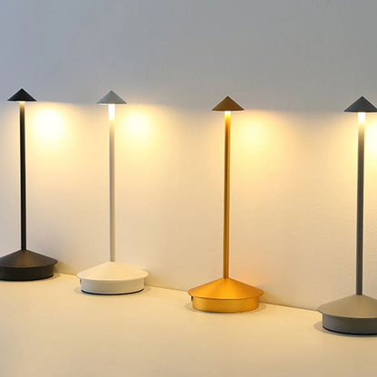 Stijlvolle LED Tafellamp Modern Design Robyn Arrow