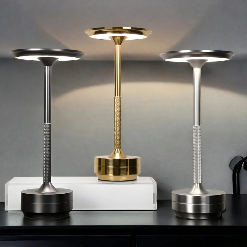 Stijlvolle Tafellamp Met Dimbare LED Verlichting - Mode Vibes