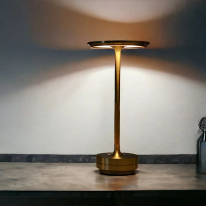 Stijlvolle Tafellamp Met Dimbare LED Verlichting