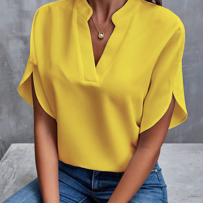 Vrouwelijke Blouse Split Hals Comfortabel en Stijlvol