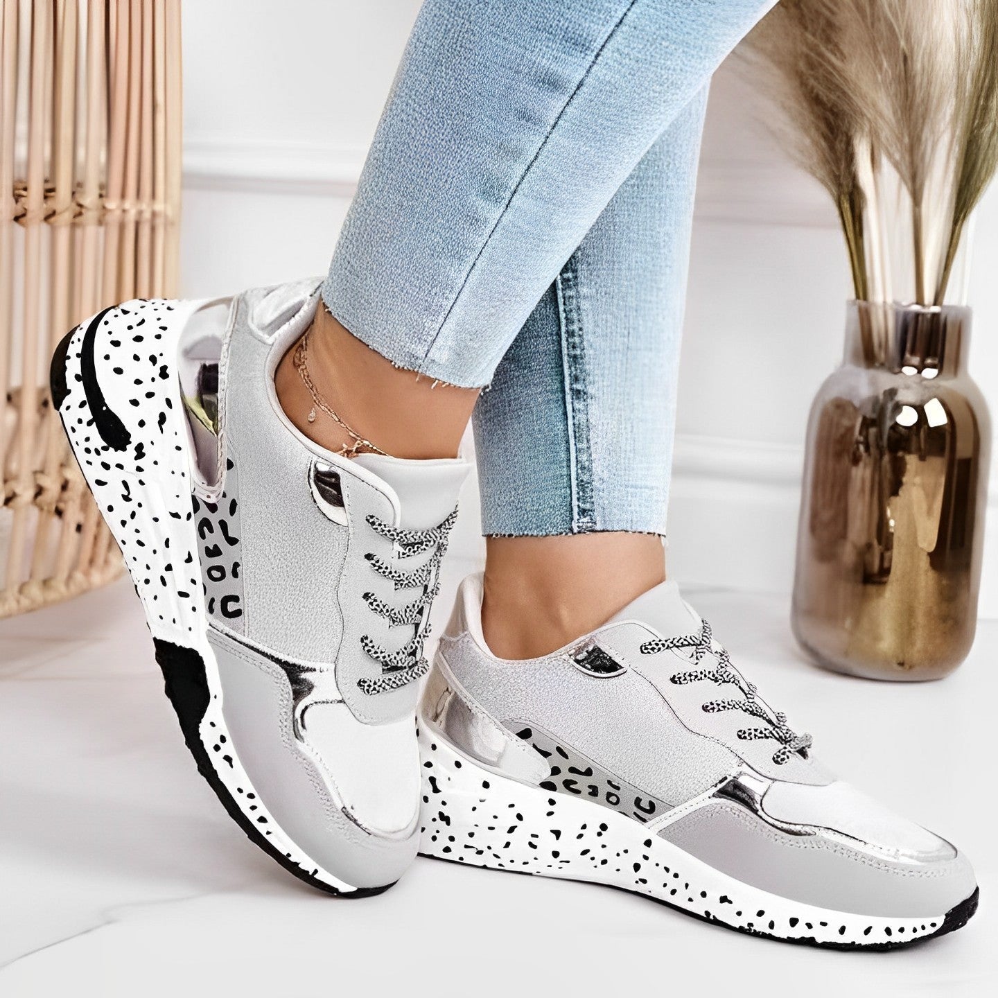 Vlera | Dames Sneakers Wit – Comfortabel, Stijlvol & Ademend 4