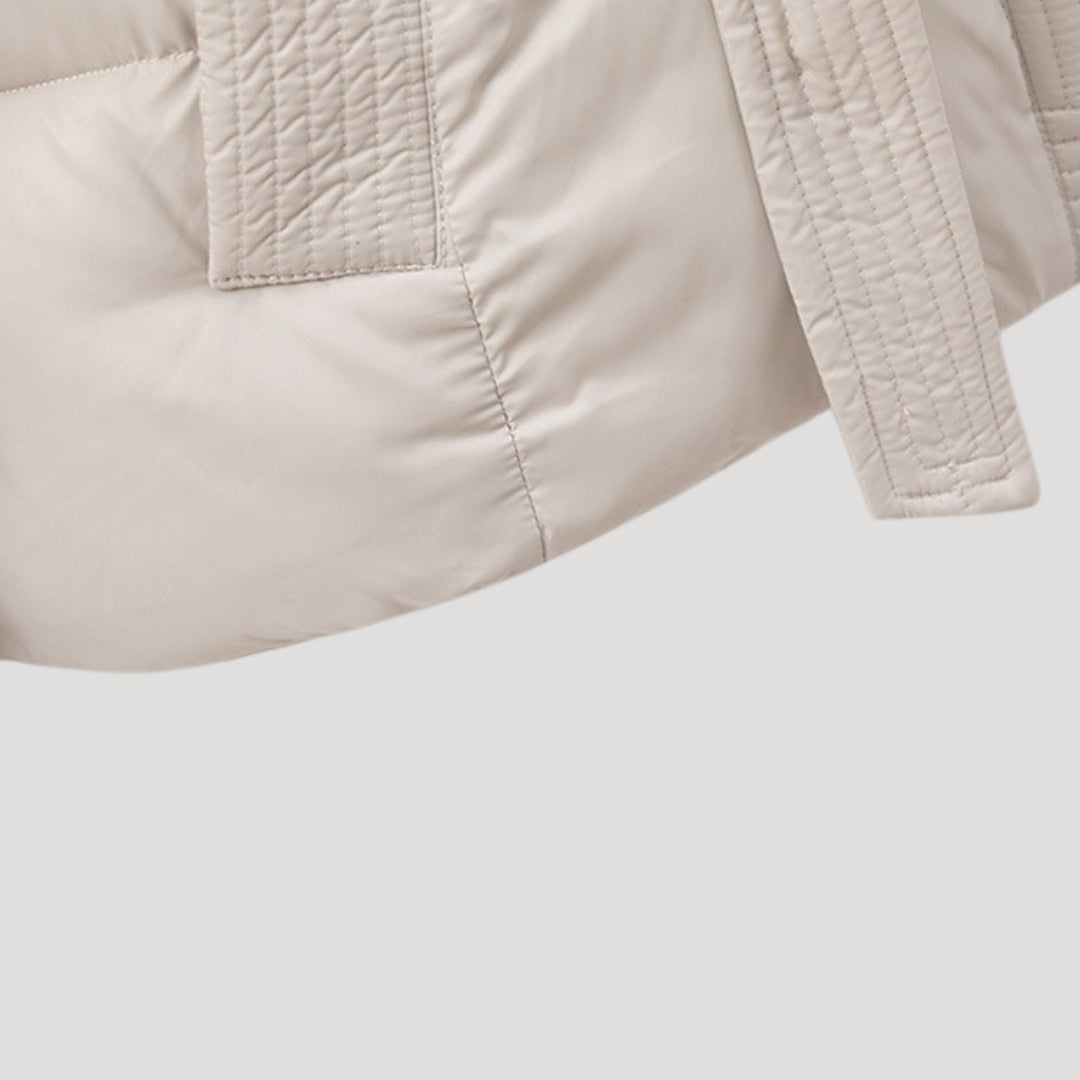 VogeLuxe | Gewatteerde cropped capuchonpufferjas voor dames 2