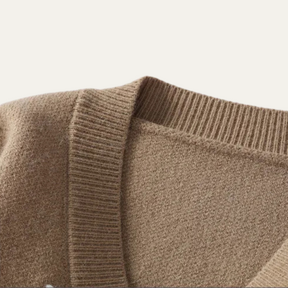 VogeLuxe | Heren V-hals Cardigan met Zwarte Knopen 3