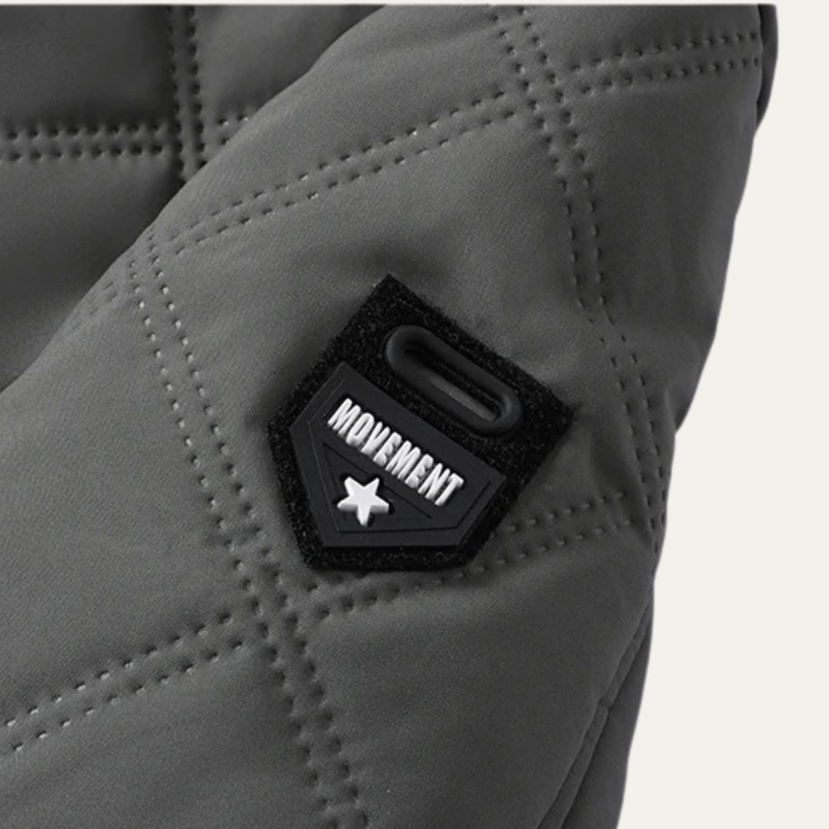 VogeLuxe | Heren gewatteerde capuchonjas met pluchen details 5