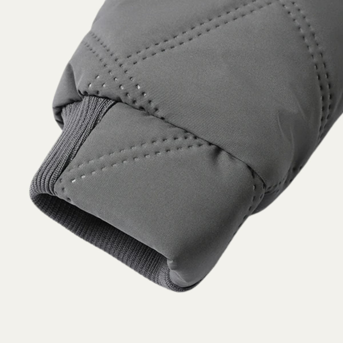 VogeLuxe | Heren gewatteerde capuchonjas met pluchen details 8