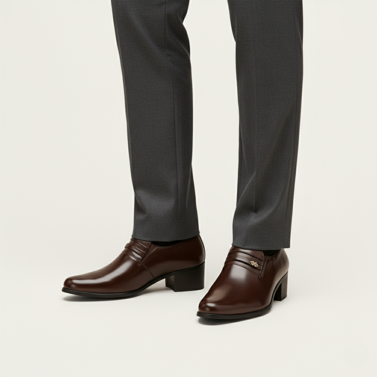 VogeLuxe | Heren leren instapschoen met decoratieve band 6