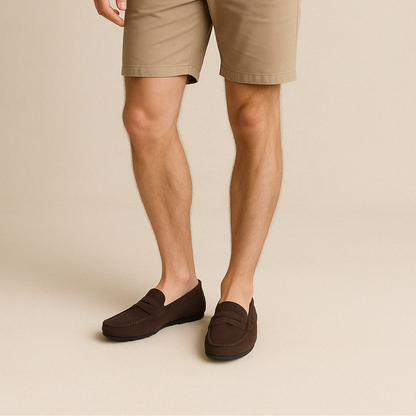 VogeLuxe | Klassieke suède mocassins voor heren 1