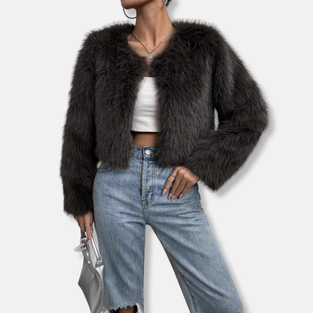 VogeLuxe | Shaggy Cropped Faux Fur Jas voor Dames 0