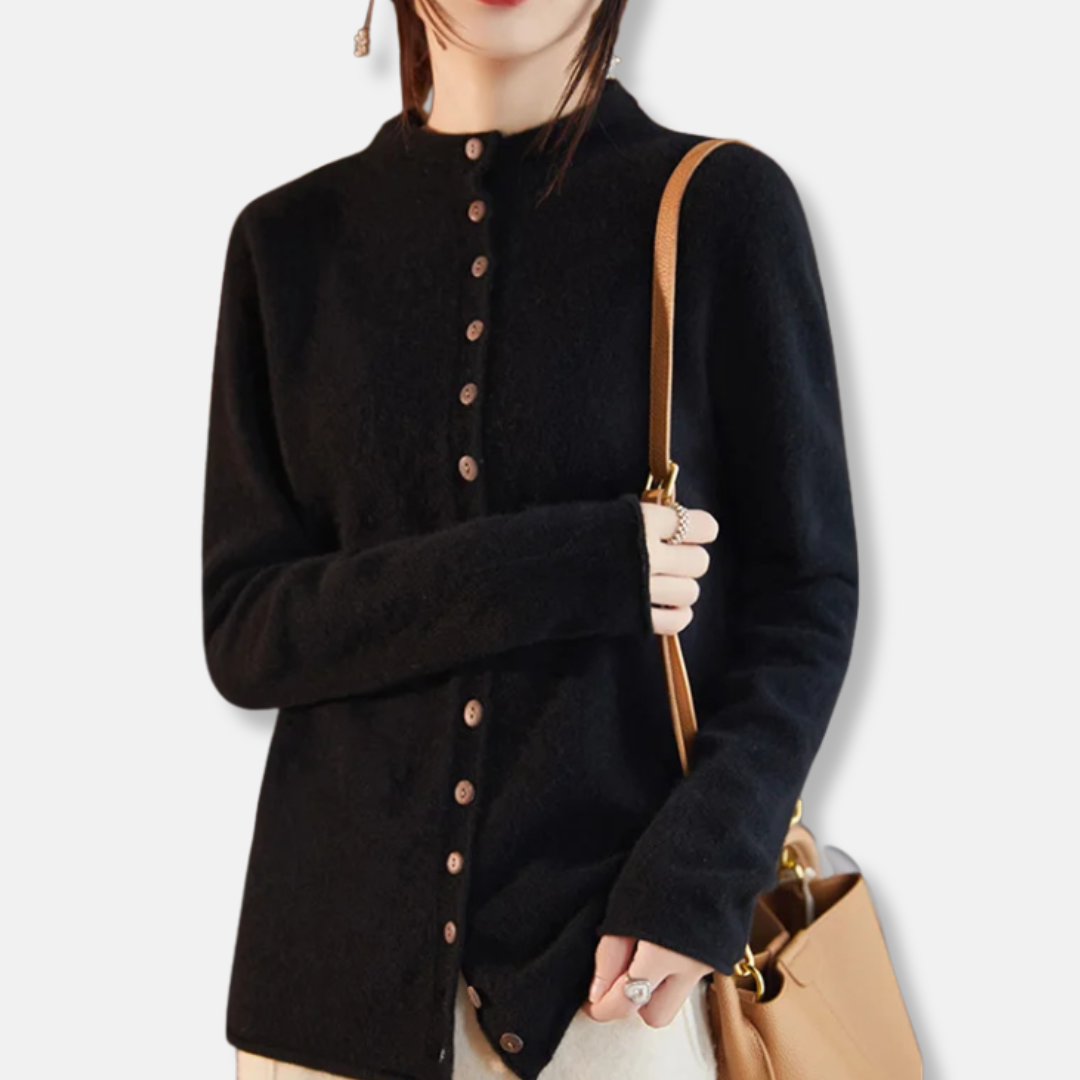 VogeLuxe | Strak damesvest met knoopjes 4