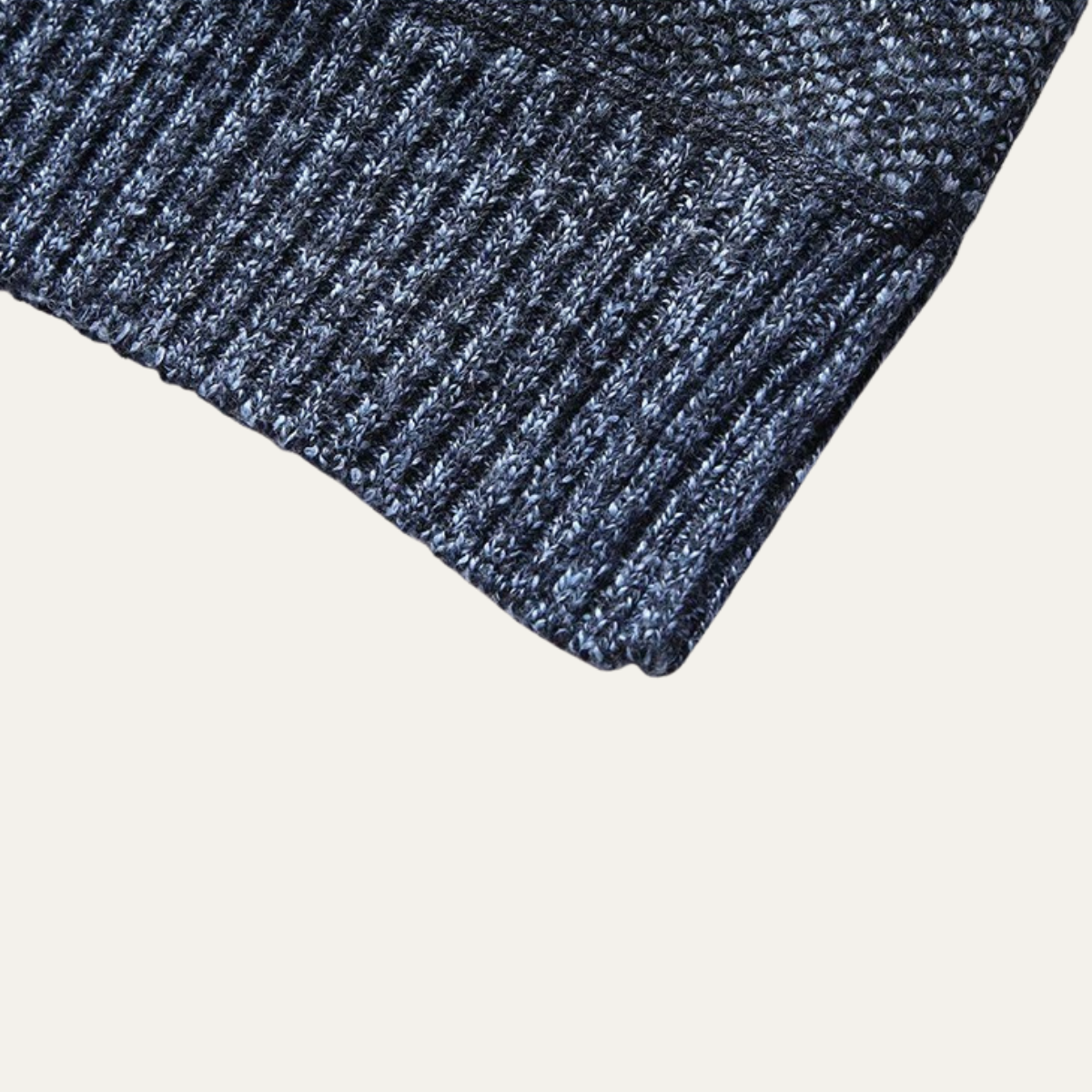 VogeLuxe | Verfijnd gebreid vest met knopen voor heren 2