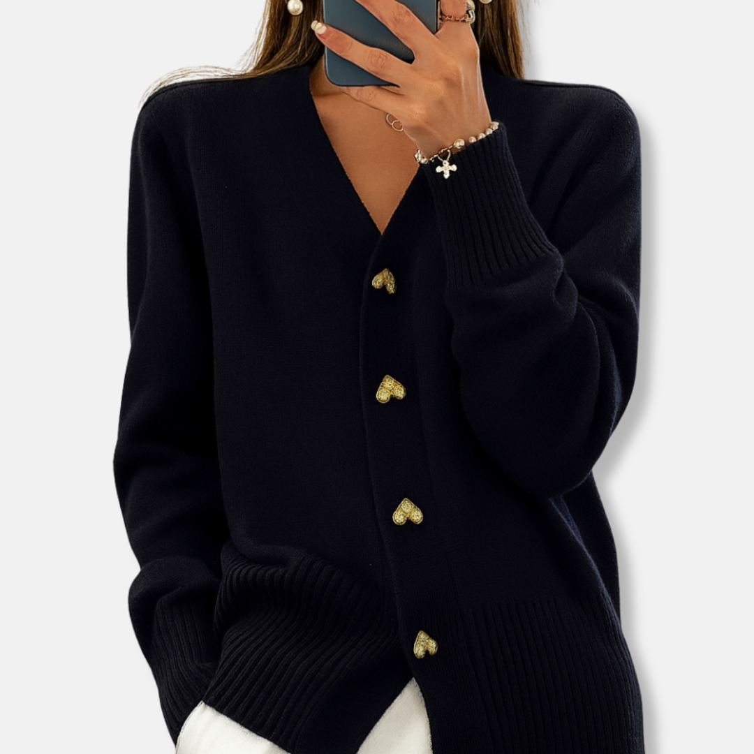 VogeLuxe | Warme V-halscardigan met hartvormige knoopjes voor dames 3