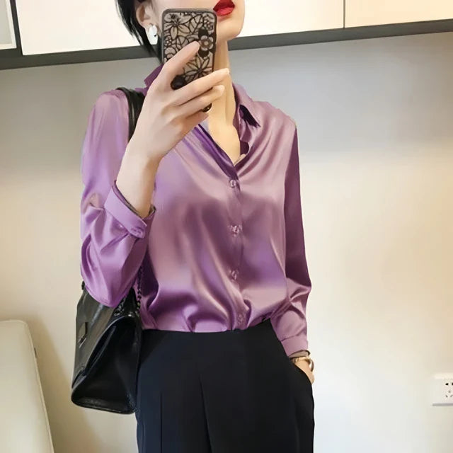 Glossy's Luxe Satijnen Blouses: Tijdloze Elegante Tops in Effen Kleuren