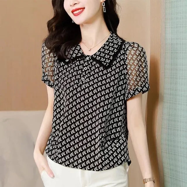 Stijlvolle Zomer Blouses - Casual Korte Mouw met Peter Pan Kraag en Bedrukte Letters