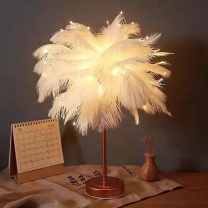 Unieke Ostrich Nachtlampje Rosegoud met Veren Decoratie
