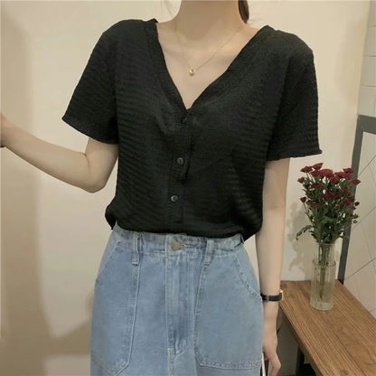 Sunniara V-hals Zomerse Knopenblouse