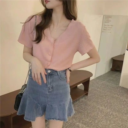Sunniara V-hals Zomerse Knopenblouse