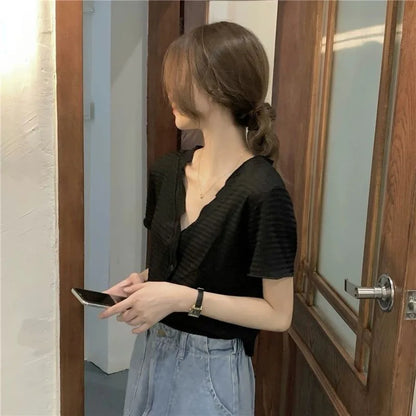 Sunniara V-hals Zomerse Knopenblouse