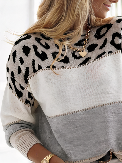 Luna's Stylish Statement: Een Trui voor Tijdloze Flair!